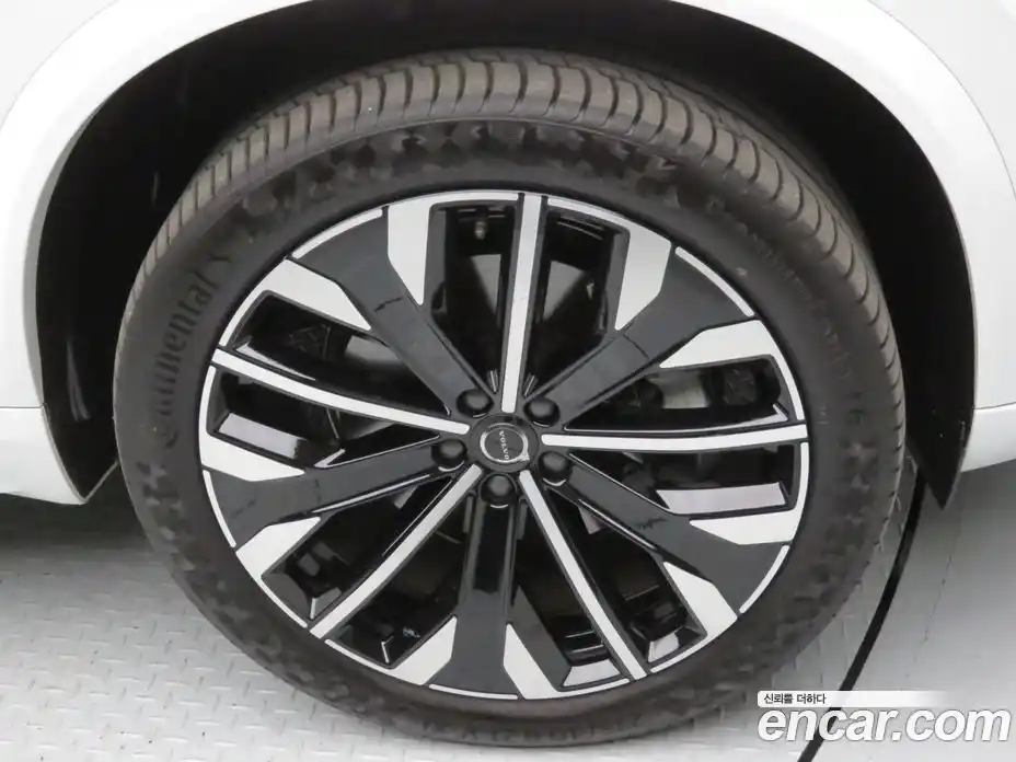 Volvo XC90 2026 2.0 Автомат в Москве № 230724, фото 6