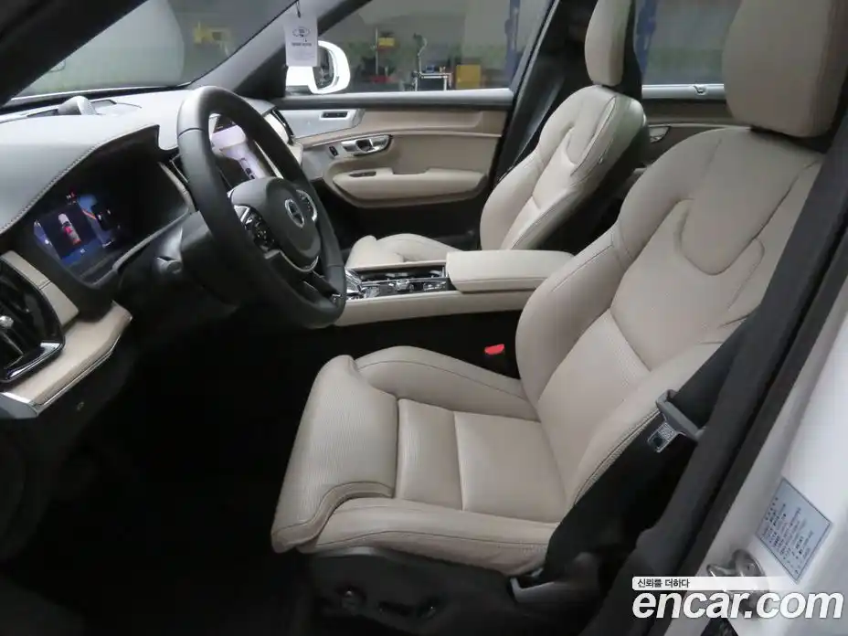 Volvo XC90 2026 2.0 Автомат в Москве № 230724, фото 8