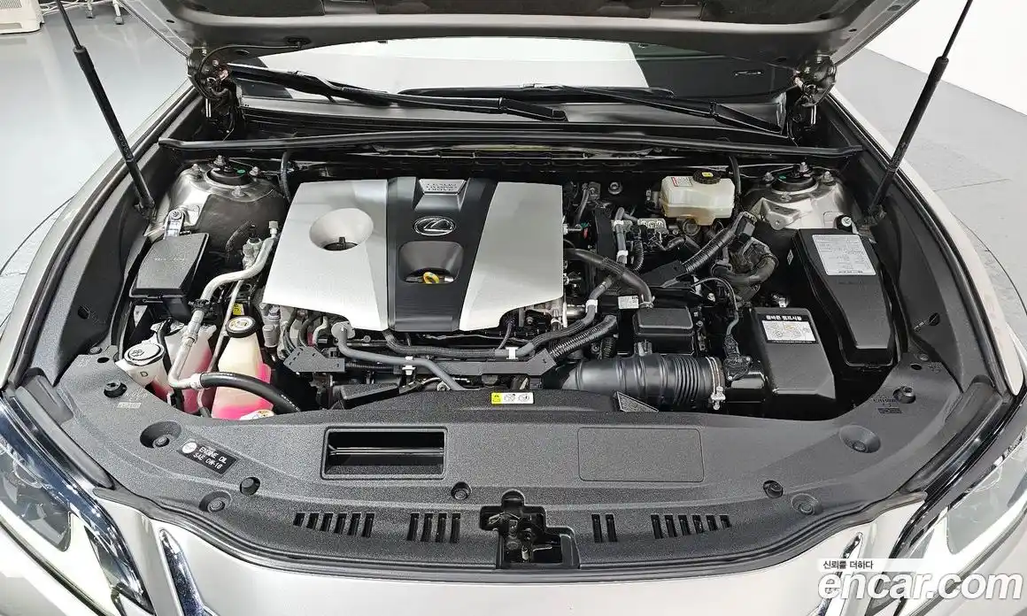 Lexus ES 2019 2.5 Автомат в Москве № 232017, фото 11