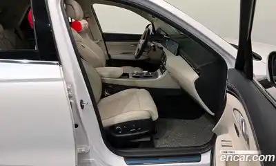 Genesis GV70 2025 2.5 Автомат в Москве № 23289, миниатюра 2