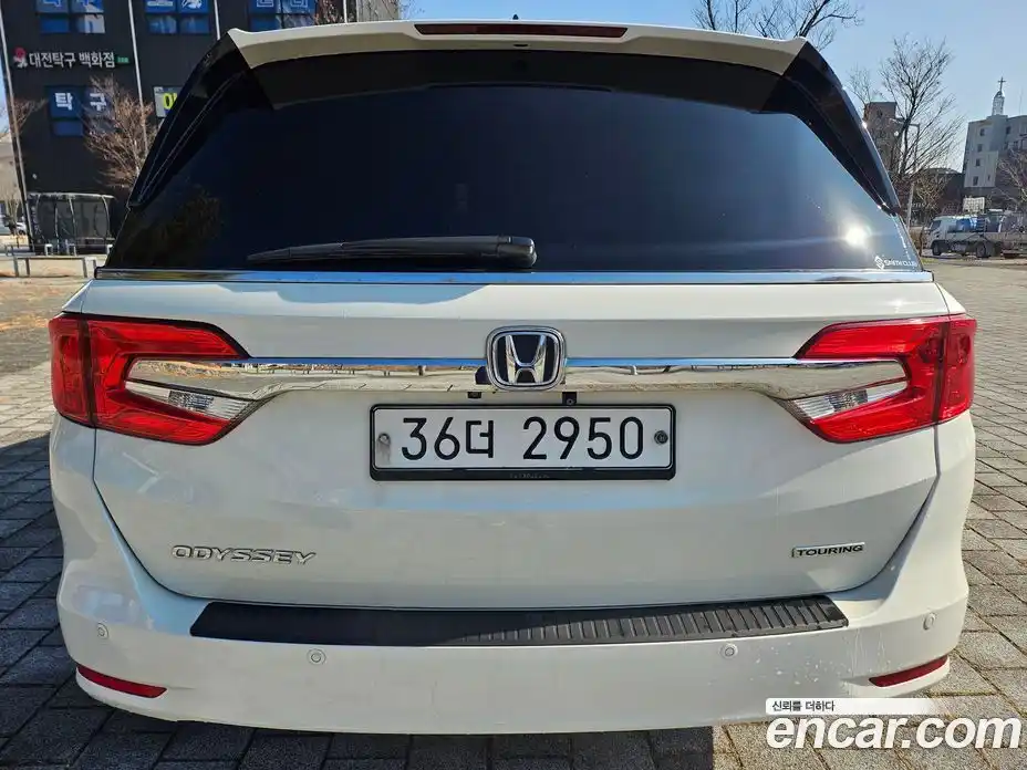 Honda Odyssey 2019 3.5 Автомат в Москве № 232980, фото 7