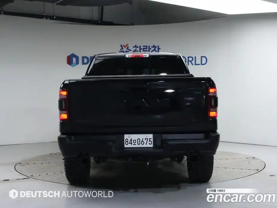 Dodge Ram Pick Up 2019 5.7 Автомат в Москве № 234252, фото 4