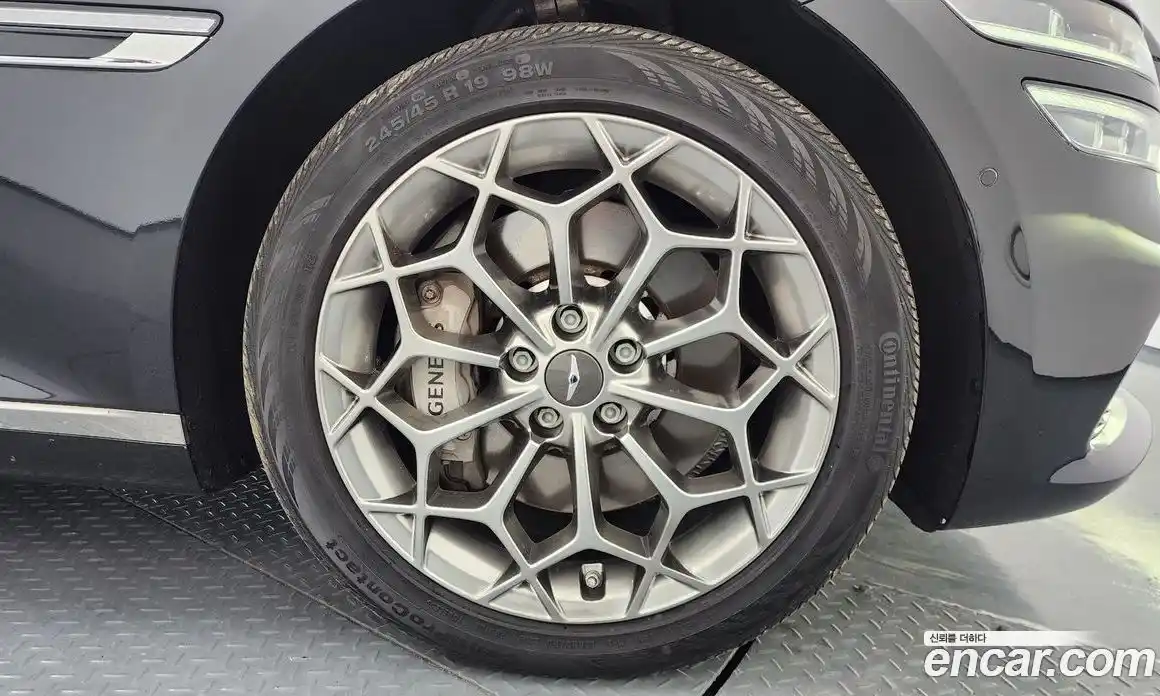 Genesis G80 2024 2.5 Автомат в Москве № 23551, фото 8