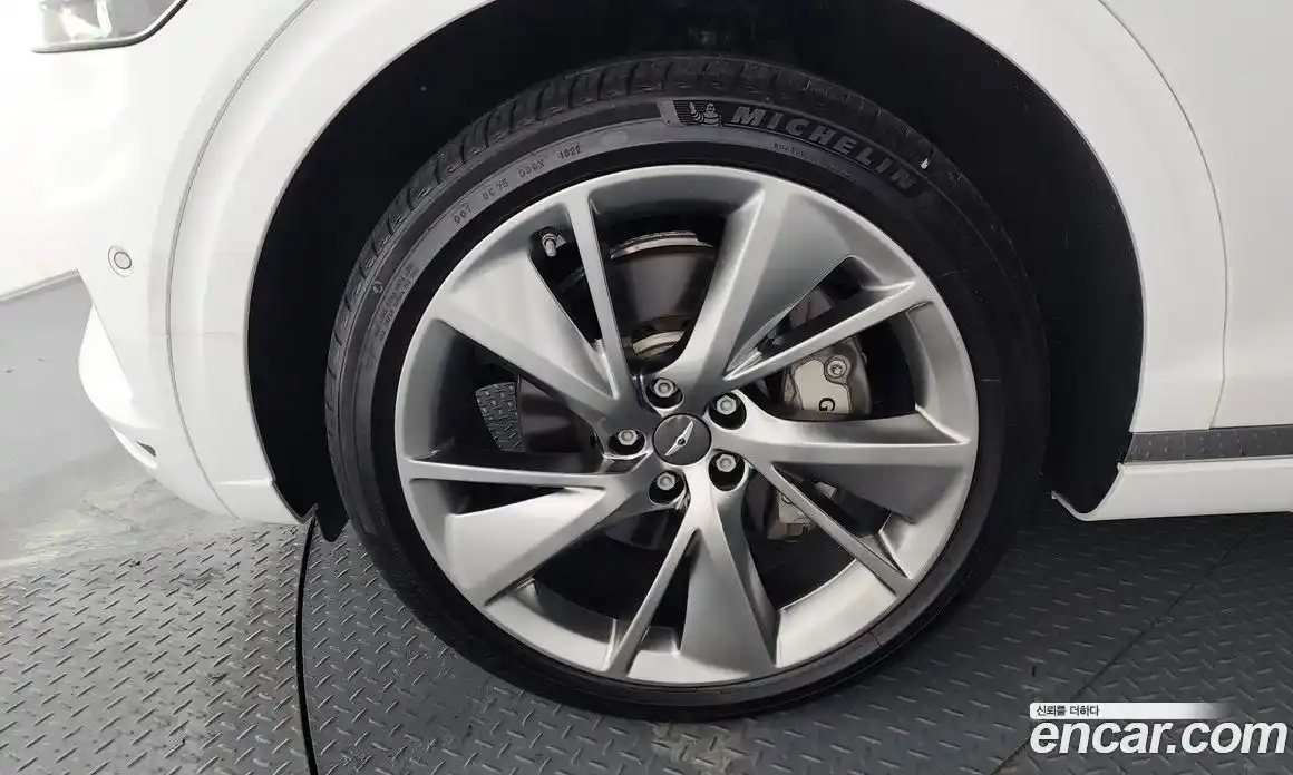 Genesis GV70 2023 2.5 Автомат в Москве № 24276, фото 13