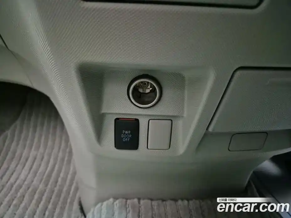 Toyota Estima 2006 2.4 Автомат в Москве № 246010, фото 13