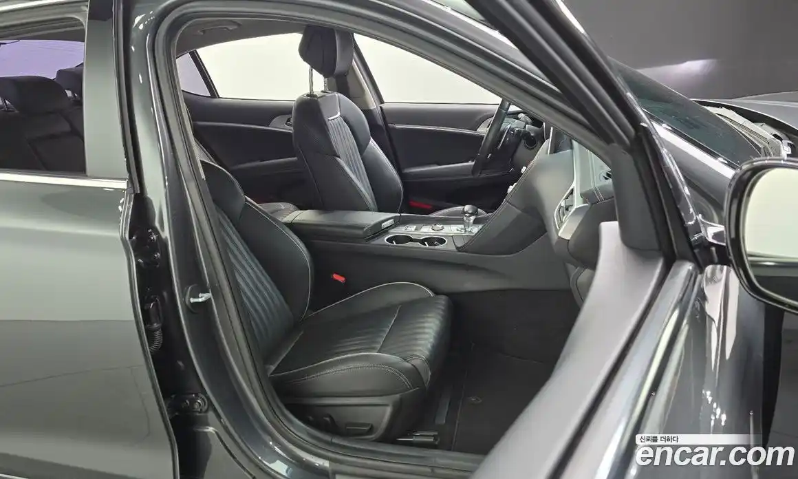 Genesis G70 2019 2.0 Автомат в Москве № 25044, фото 20