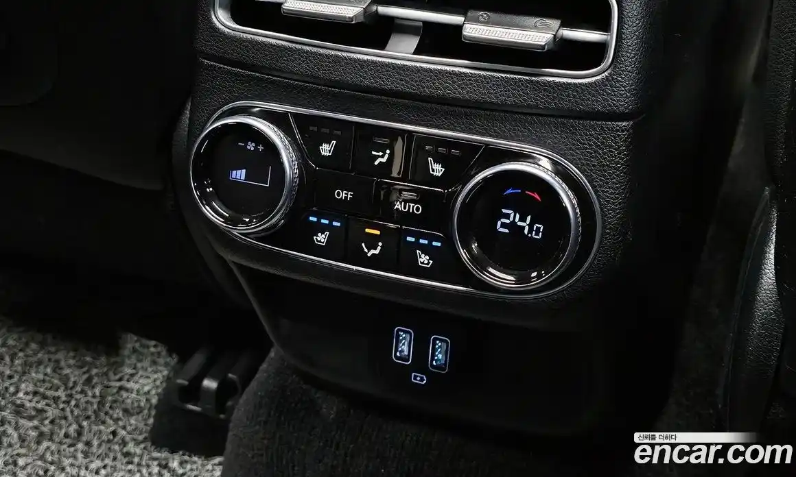 Genesis GV70 2022 0.1 Автомат в Москве № 25240, фото 16