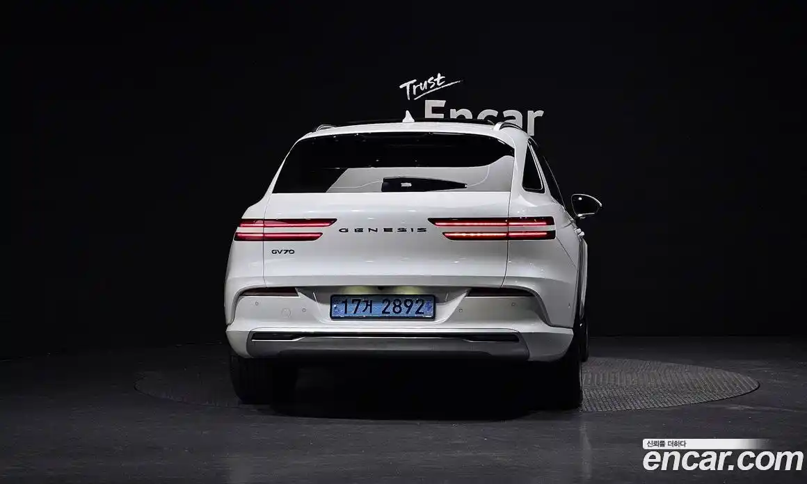 Genesis GV70 2022 0.1 Автомат в Москве № 25240, фото 4