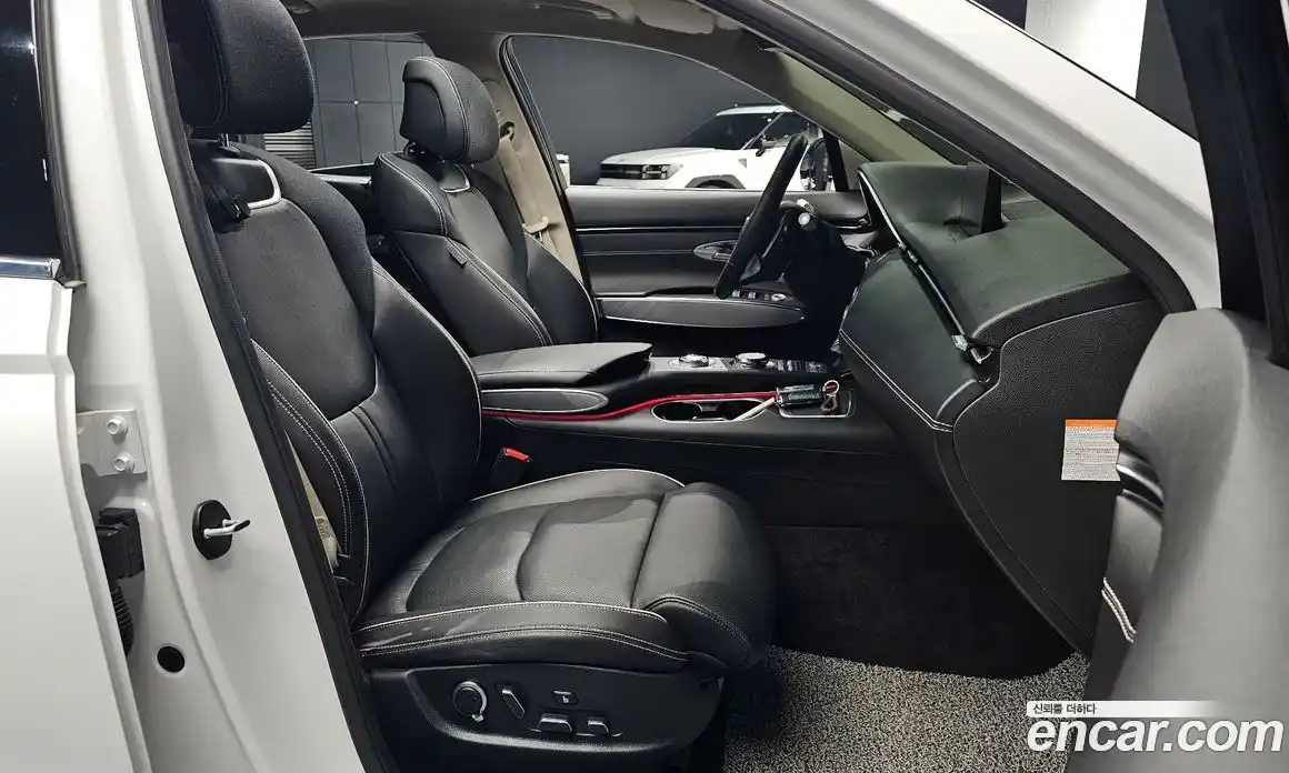 Genesis GV70 2022 0.1 Автомат в Москве № 25240, фото 10