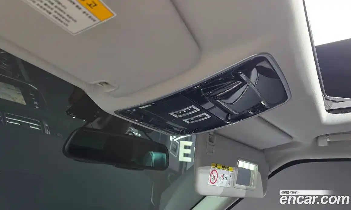 Land Rover Range-Rover 2015 4.4 Автомат в Москве № 252829, фото 16