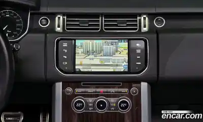 Land Rover Range-Rover 2015 4.4 Автомат в Москве № 252829, миниатюра 5