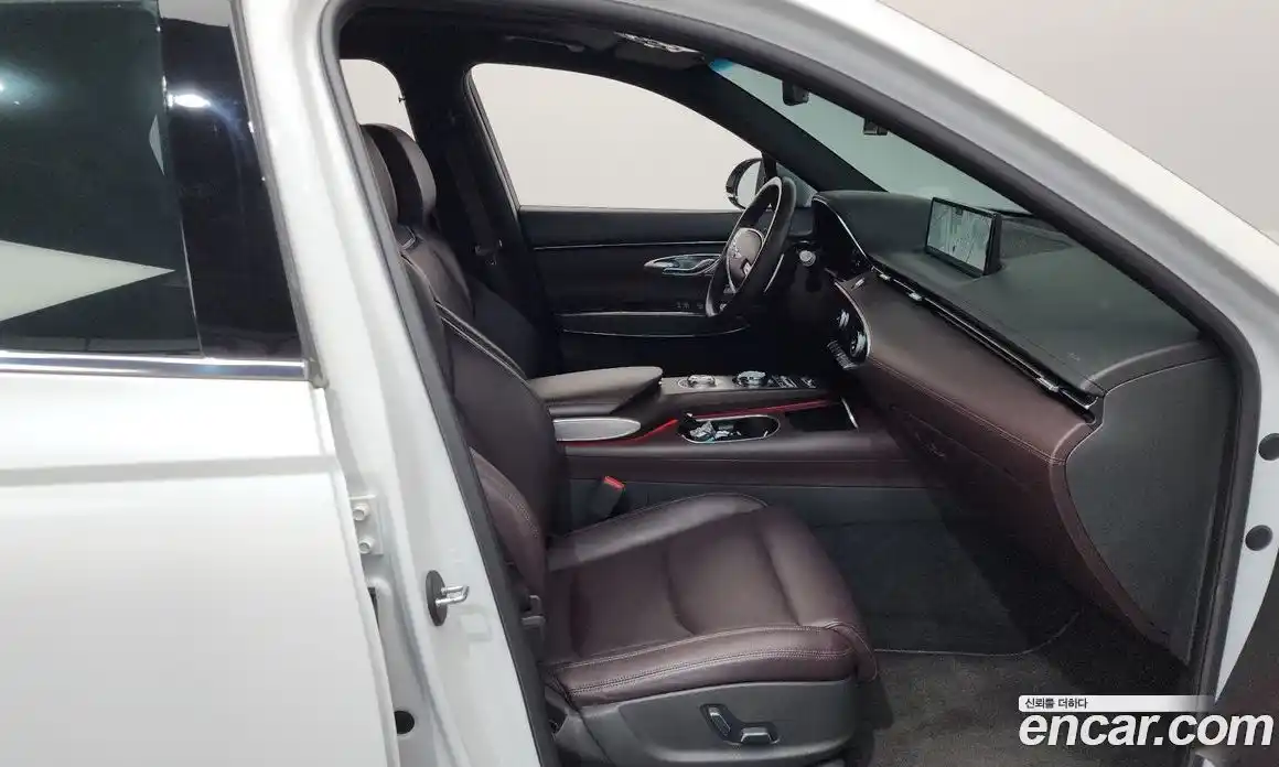 Genesis GV70 2021 2.5 Автомат в Москве № 25605, фото 20