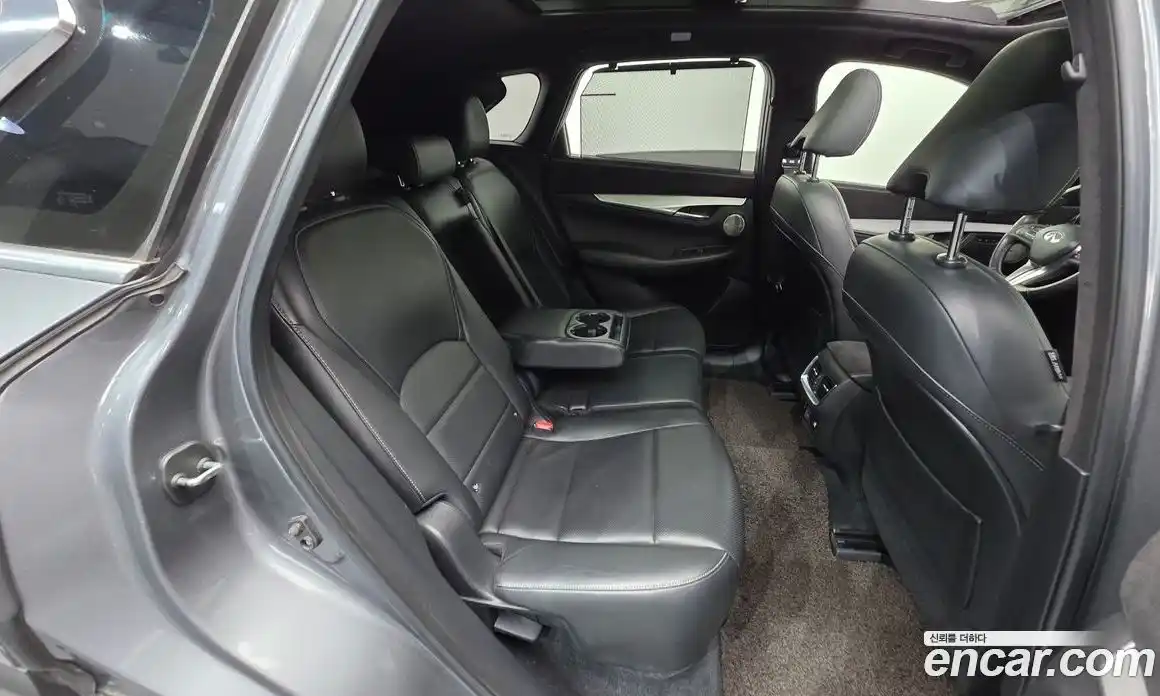 Infiniti QX50 2019 2.0 Автомат в Москве № 256148, фото 1