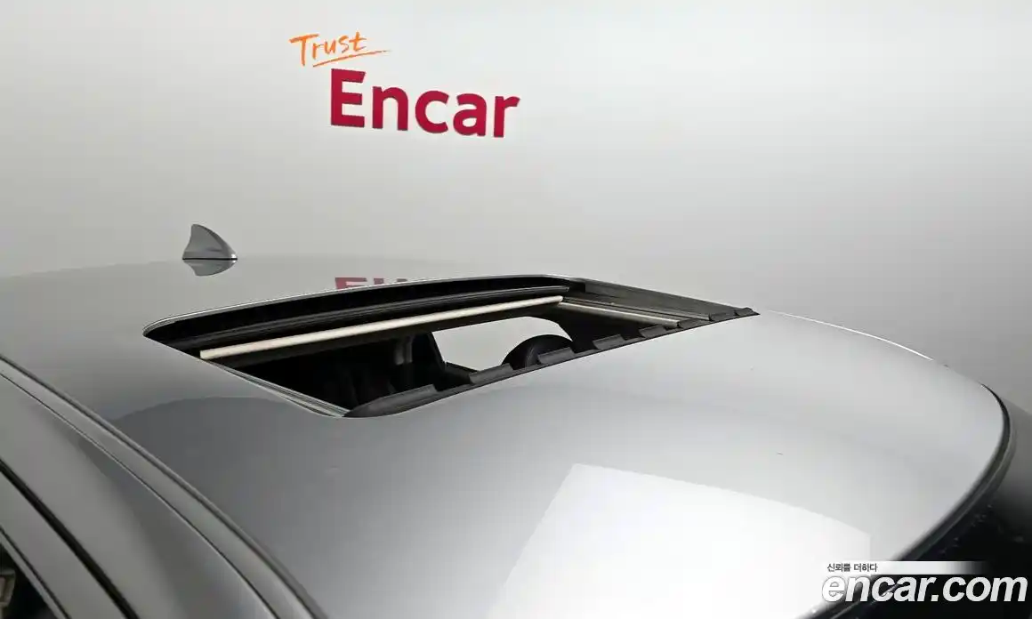 Chrysler 300C 2008 2.7 Автомат в Москве № 256739, фото 19