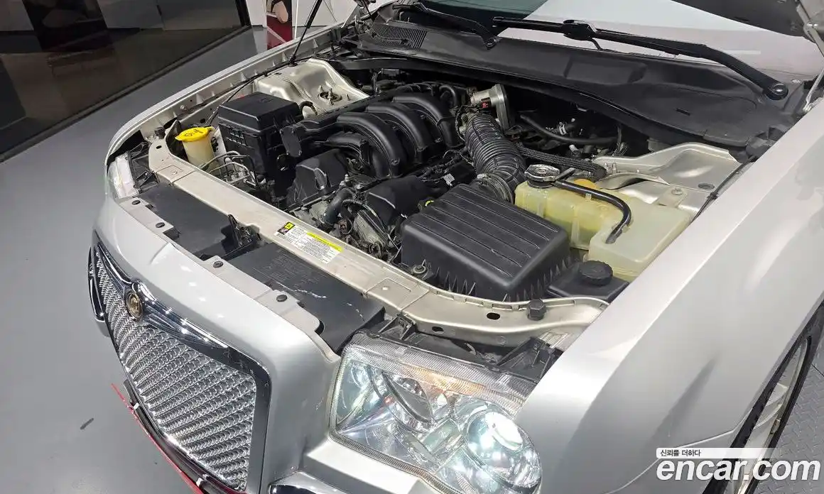 Chrysler 300C 2008 2.7 Автомат в Москве № 256739, фото 6