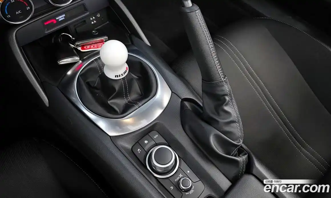 Mazda MX-5 Miata 2021 2.0 Механическая в Москве № 256933, фото 9