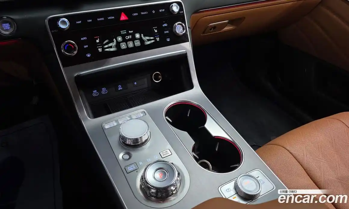 Genesis GV80 2024 2.5 Автомат в Москве № 25851, фото 13