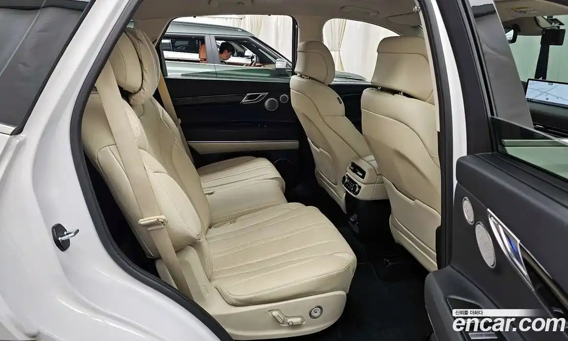 Genesis GV80 2023 2.5 Автомат в Москве № 25886, фото 13