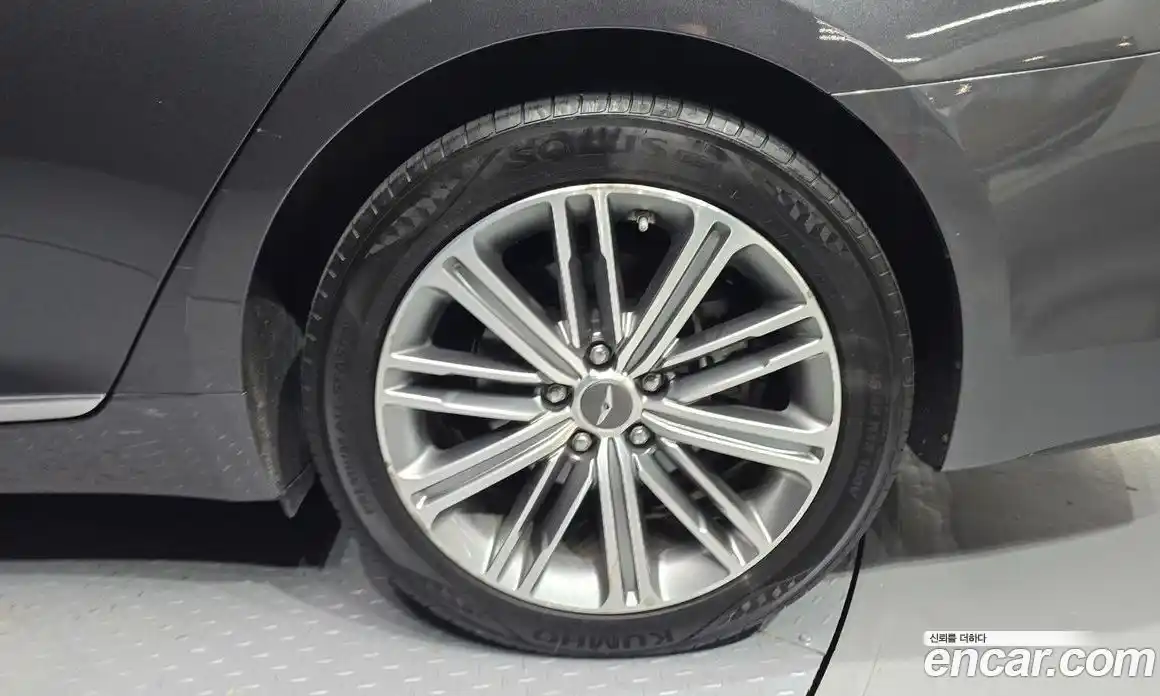 Genesis G80 2018 3.3 Автомат в Москве № 25967, фото 17