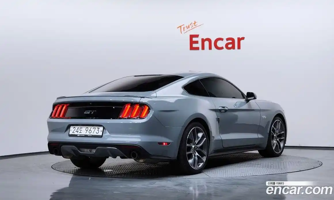 Ford Mustang 2015 5.0 Автомат в Москве № 267244, фото 18