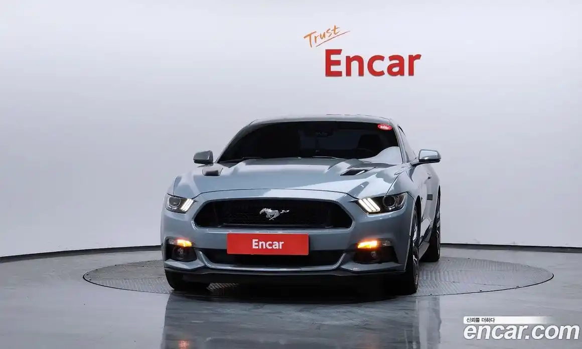 Ford Mustang 2015 5.0 Автомат в Москве № 267244, фото 10