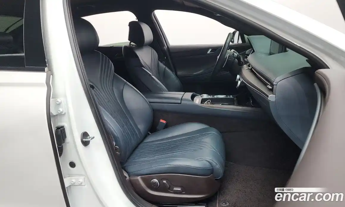 Genesis G80 2022 2.5 Автомат в Москве № 27334, фото 8