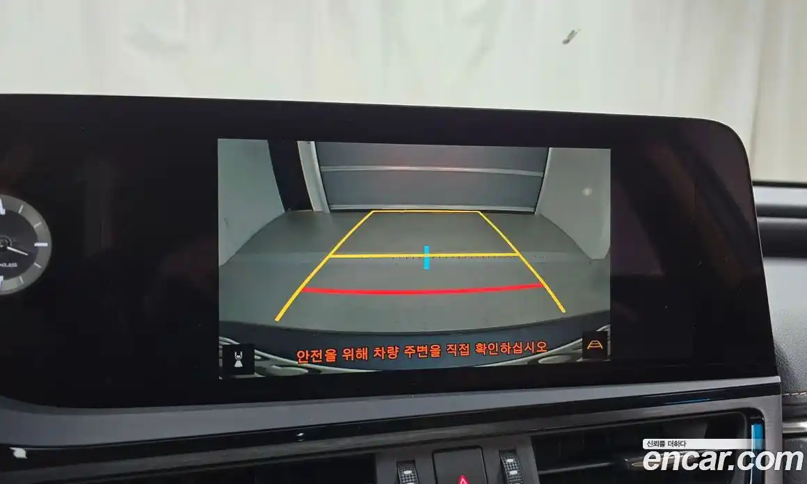 Lexus ES 2023 2.5 Автомат в Москве № 275456, фото 17