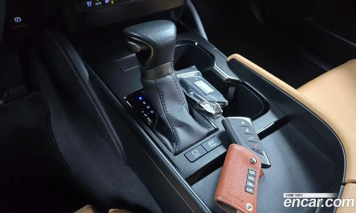 Lexus ES 2023 2.5 Автомат в Москве № 275456, фото 19