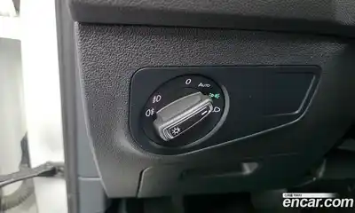 Volkswagen Tiguan 2020 2.0 Автомат в Москве № 276508, миниатюра 11