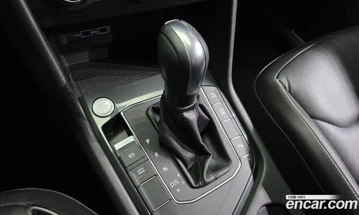 Volkswagen Tiguan 2020 2.0 Автомат в Москве № 276508, фото 15