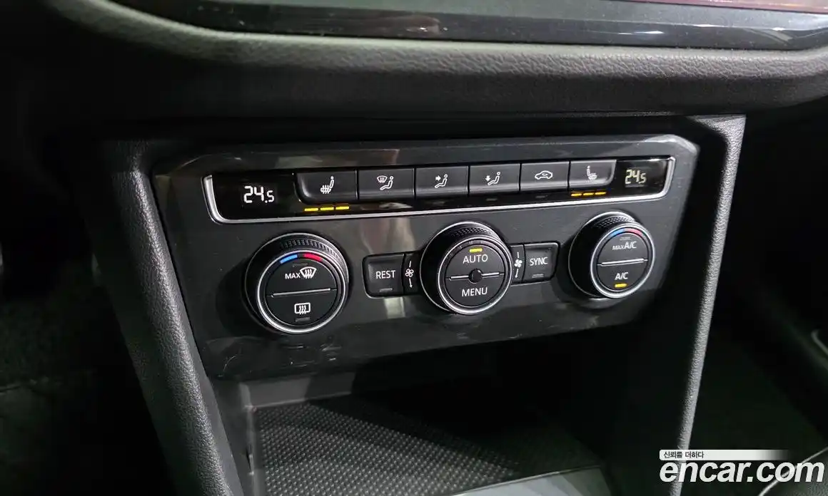 Volkswagen Tiguan 2020 2.0 Автомат в Москве № 276508, фото 18