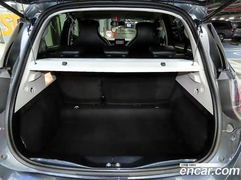 Renault Zoe 2021 0.2 Автомат в Москве № 277319, фото 17