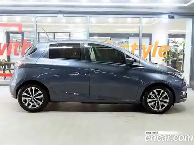 Renault Zoe 2021 0.2 Автомат в Москве № 277319, миниатюра 3