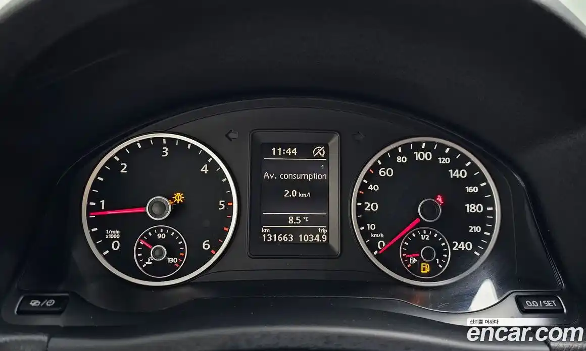 Volkswagen Tiguan 2015 2.0 Автомат в Москве № 277447, фото 10