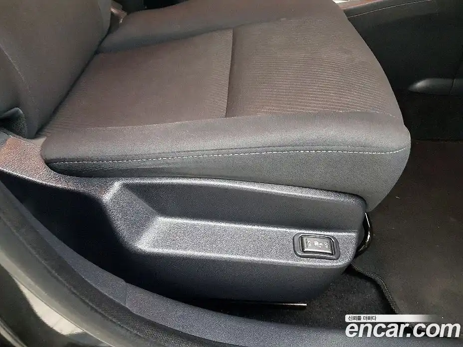 Renault SM3 2015 1.6 Автомат в Москве № 277995, фото 16