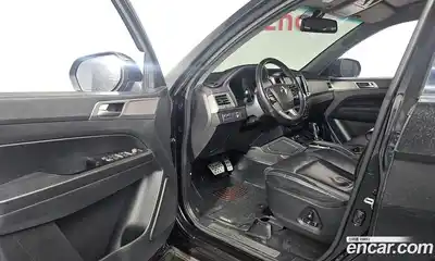 SsangYong Rexton 2018 2.2 Автомат в Москве № 28354, миниатюра 3