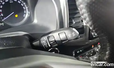 SsangYong Rexton 2018 2.2 Автомат в Москве № 28354, миниатюра 5