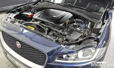 Jaguar F-Pace 2018 2.0 Автомат в Москве № 283814, миниатюра 2