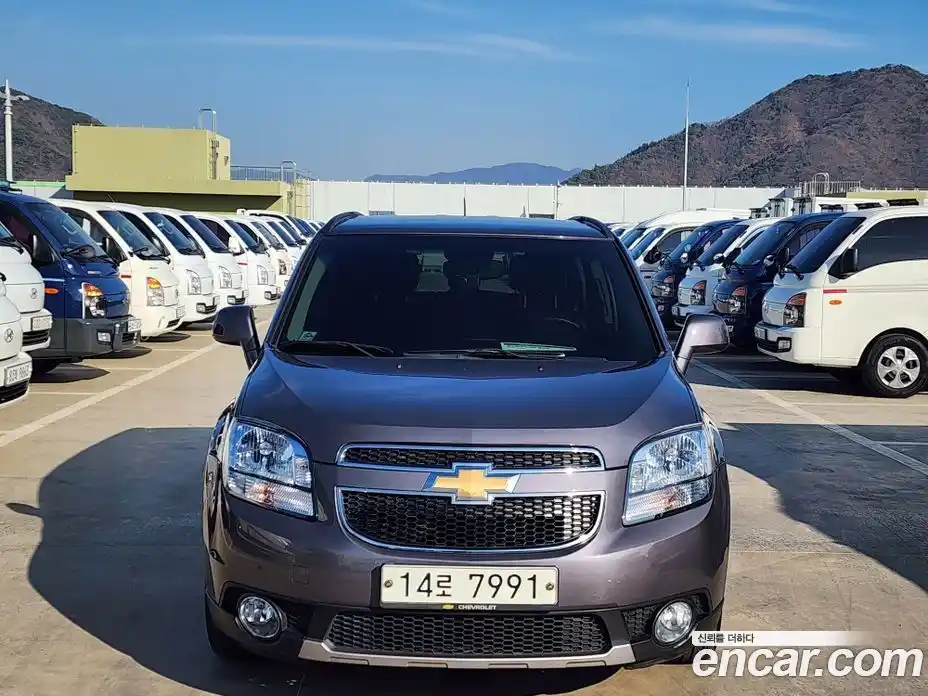 Chevrolet Orlando 2012 2.0 Автомат в Москве № 298130, фото 3