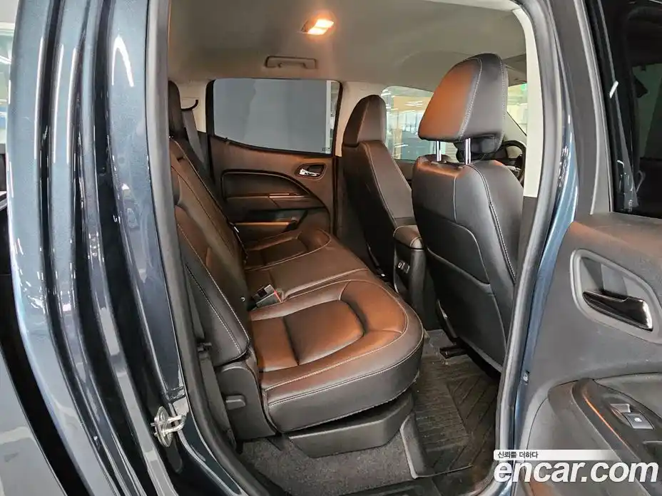 Chevrolet Colorado 2020 3.6 Автомат в Москве № 298178, фото 16