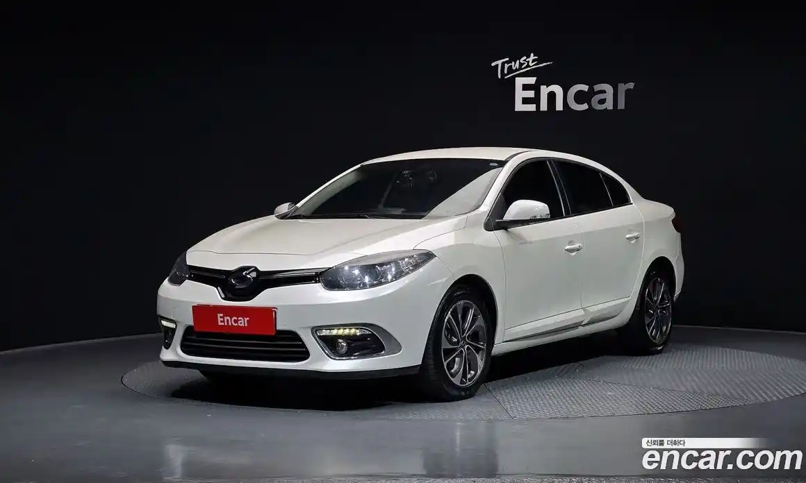 Renault SM3 2015 1.6 Автомат в Москве № 301227, фото 1