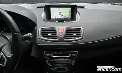 Renault SM3 2015 1.6 Автомат в Москве № 301227, миниатюра 3