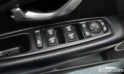 Renault SM3 2015 1.6 Автомат в Москве № 301227, миниатюра 5