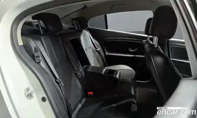 Renault SM3 2015 1.6 Автомат в Москве № 301227, миниатюра 10