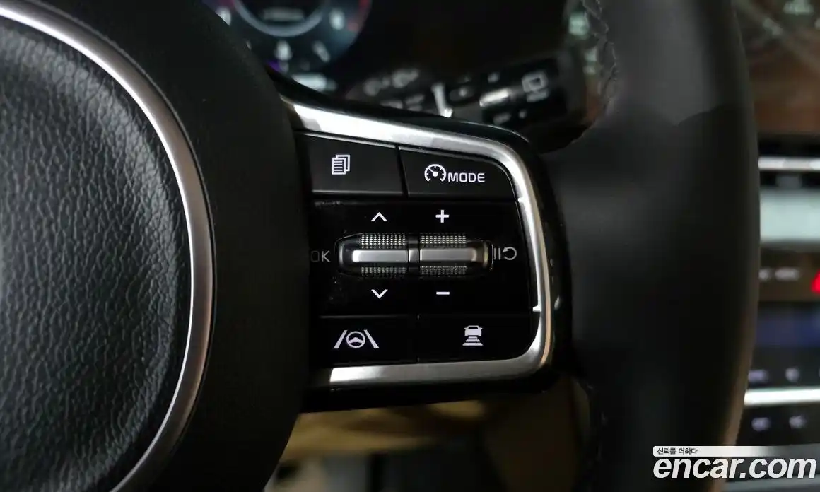 Kia Canival 2023 2.2 Автомат в Москве № 307126, фото 15