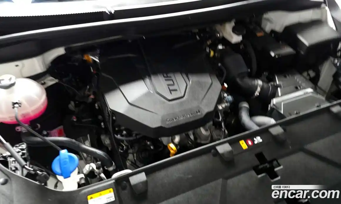 Kia Canival 2023 2.2 Автомат в Москве № 307126, фото 19