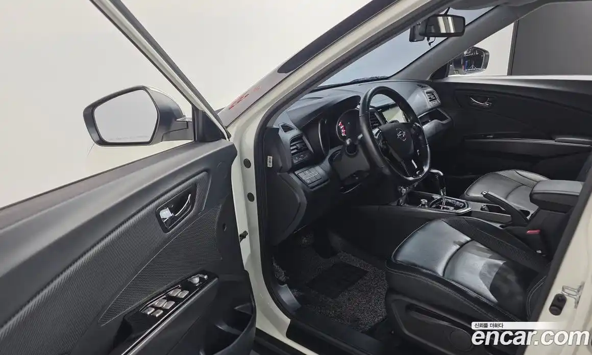 SsangYong TIBOLI 2017 1.6 Автомат в Москве № 310100, фото 10