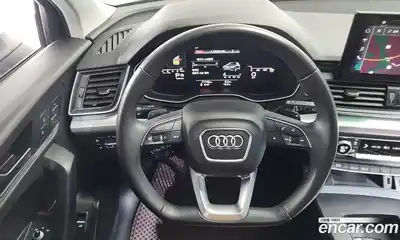 Audi Q5 2022 2.0 Автомат в Москве № 311951, миниатюра 12