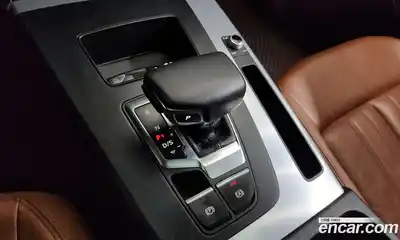 Audi Q5 2022 2.0 Автомат в Москве № 311951, миниатюра 4