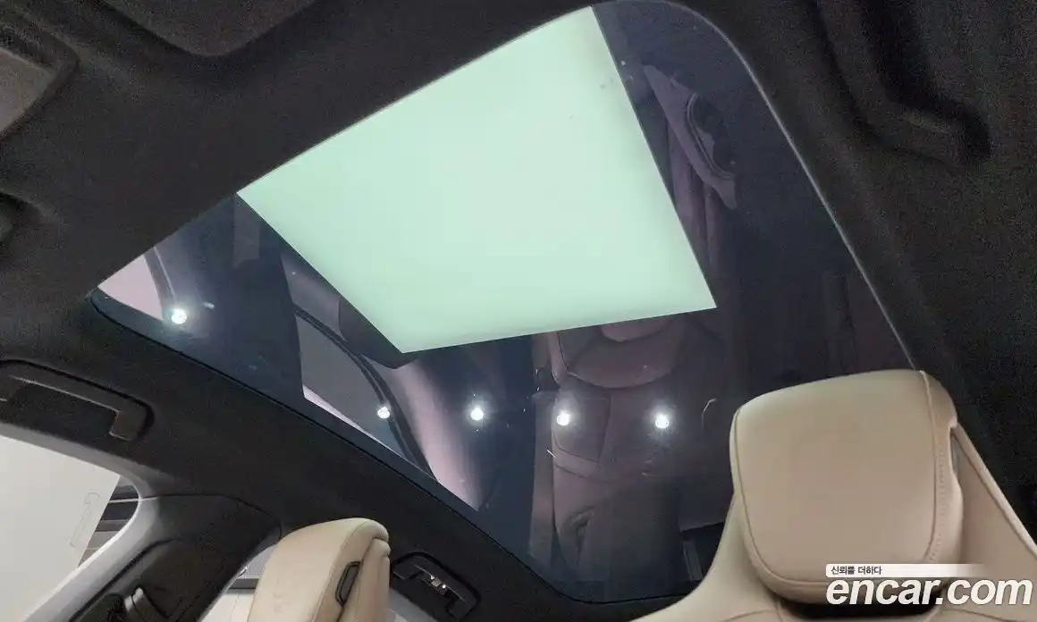 Porsche Taycan 2025 0.1 Автомат в Москве № 312736, фото 5